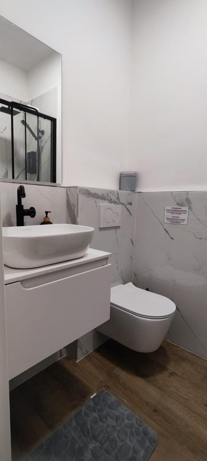 Appartamento Business Milano Bagian luar foto
